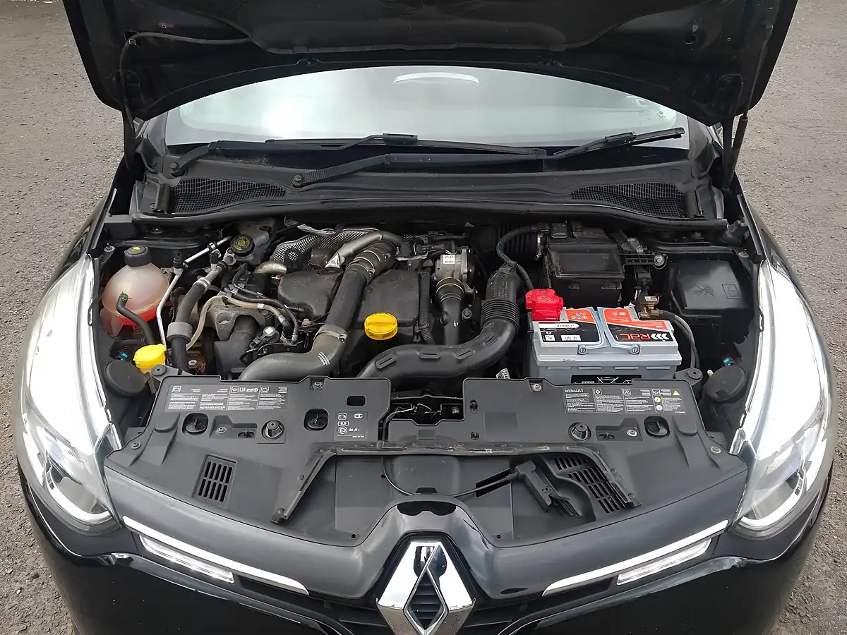 Used 2014 Renault Clio Dynamique S Medianav Black - Interior and Exterior details 18