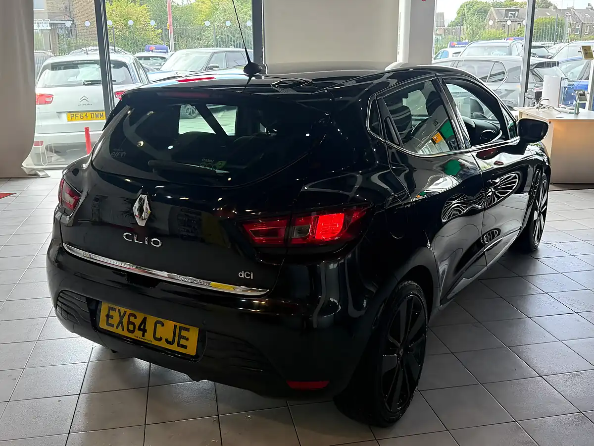 Used 2014 Renault Clio Dynamique S Medianav Black - Interior and Exterior details 10