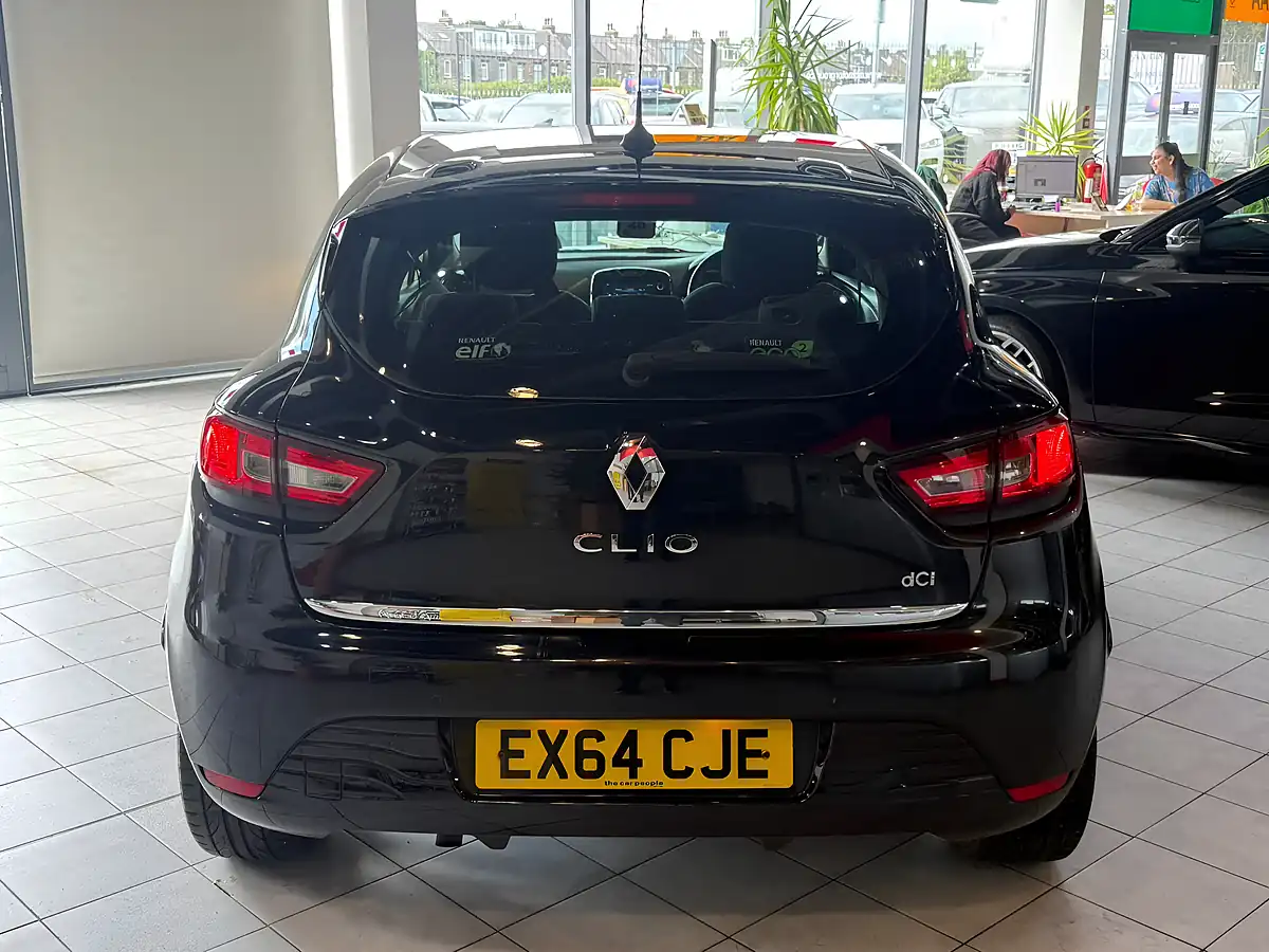 Used 2014 Renault Clio Dynamique S Medianav Black - Interior and Exterior details 8