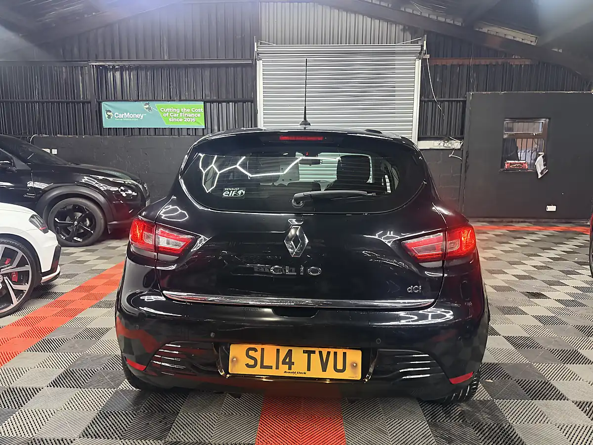 Used 2014 Renault Clio Dynamique S Medianav Black - Interior and Exterior details 10