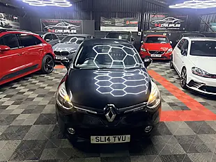 Used 2014 Renault Clio Dynamique S Medianav Black - Interior and Exterior details 6
