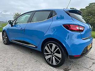 Used 2014 Renault Clio Dynamique S Medianav Blue - Interior and Exterior details 12