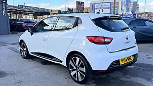 Used 2014 Renault Clio Dynamique S Medianav Glacier White - Interior and Exterior details 5