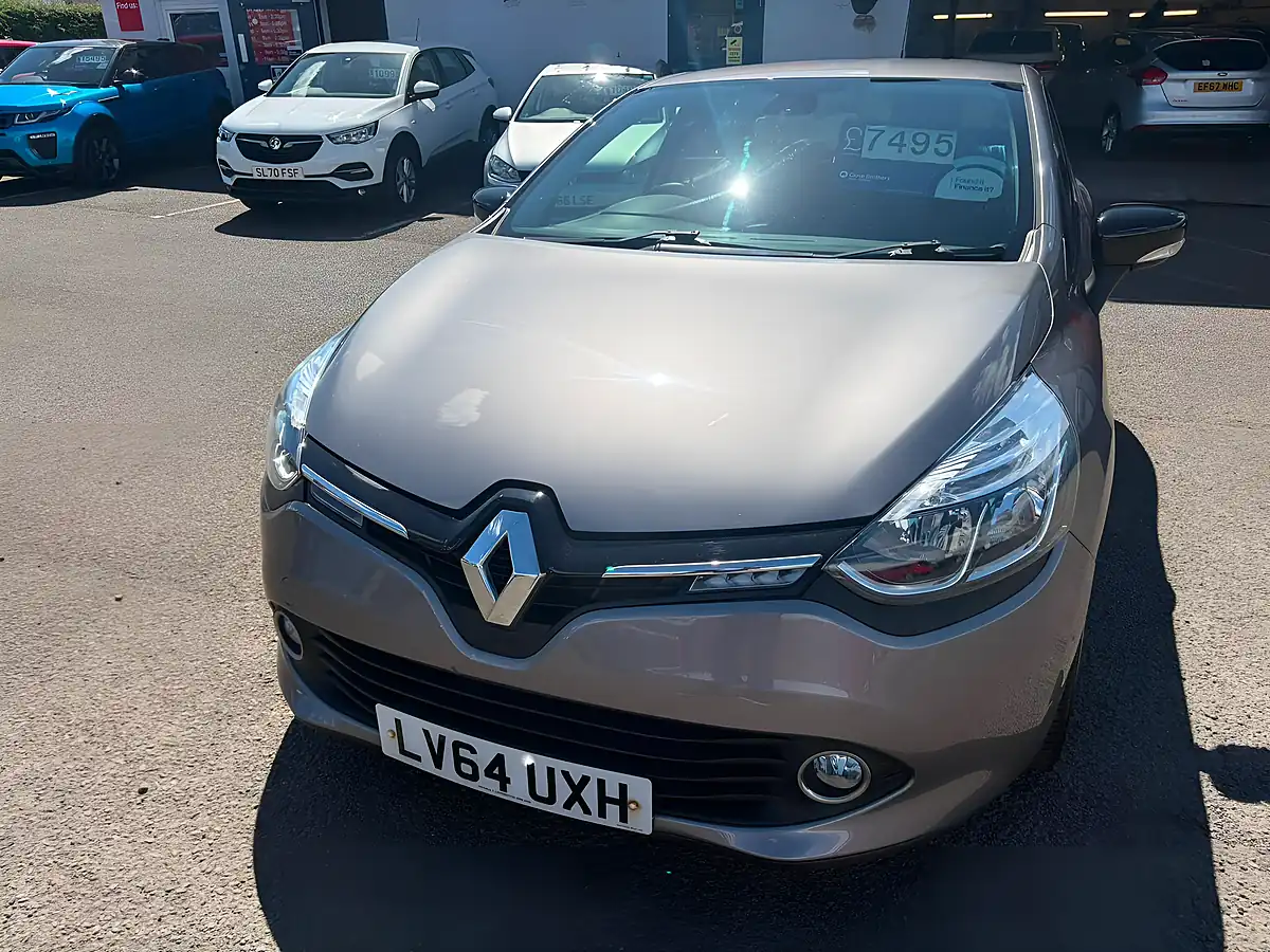 Used 2014 Renault Clio Dynamique S Medianav Grey - Interior and Exterior details 4