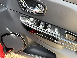 Used 2014 Renault Clio Dynamique S Medianav Pearl Red Metallic - Interior and Exterior details 15