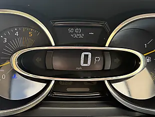 Used 2014 Renault Clio Dynamique S Medianav Pearl Red Metallic - Interior and Exterior details 16
