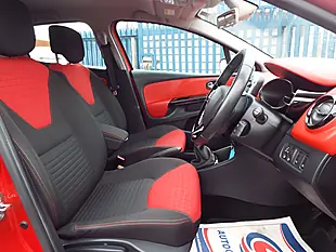 Used 2014 Renault Clio Dynamique S Medianav Red - Interior and Exterior details 10