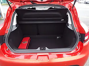Used 2014 Renault Clio Dynamique S Medianav Red - Interior and Exterior details 11