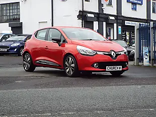Used 2014 Renault Clio Dynamique S Medianav Red - Interior and Exterior details 14