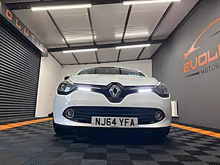 Used 2014 Renault Clio Dynamique S Medianav White - Interior and Exterior details 6