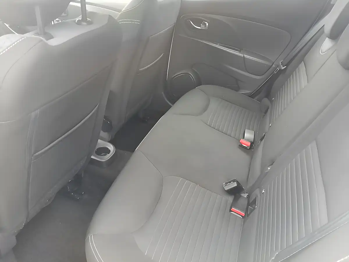 Used 2014 Renault Clio Dynamique S Medianav White - Interior and Exterior details 11