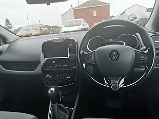 Used 2014 Renault Clio Dynamique S Medianav White - Interior and Exterior details 8