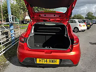 Used 2014 Renault Clio Expression + Red - Interior and Exterior details 10