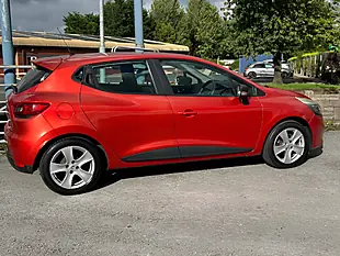Used 2014 Renault Clio Expression + Red - Interior and Exterior details 7