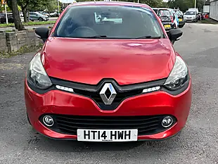 Used 2014 Renault Clio Expression + Red - Interior and Exterior details 9