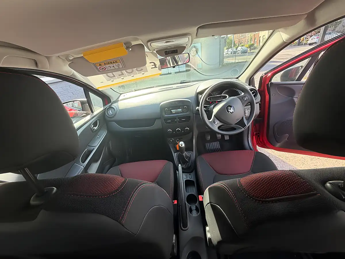 Used 2014 Renault Clio Expression Red - Interior and Exterior details 14
