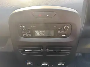 Used 2014 Renault Clio Expression Red - Interior and Exterior details 18