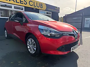 Used 2014 Renault Clio Expression Red - Interior and Exterior details 6