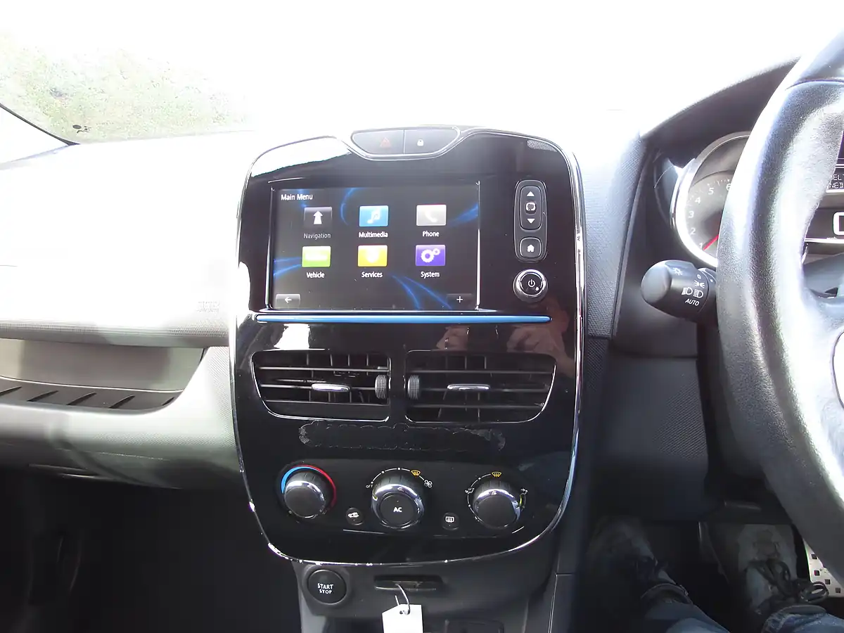 Used 2014 Renault Clio GT Line Blue - Interior and Exterior details 13