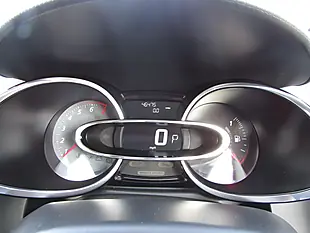 Used 2014 Renault Clio GT Line Blue - Interior and Exterior details 14