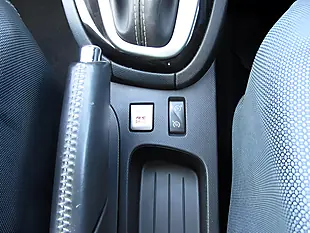 Used 2014 Renault Clio GT Line Blue - Interior and Exterior details 15