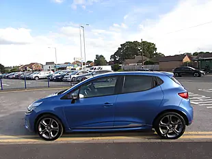Used 2014 Renault Clio GT Line Blue - Interior and Exterior details 4
