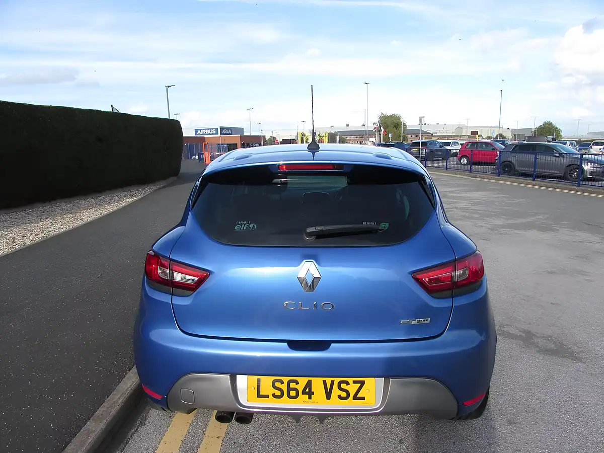 Used 2014 Renault Clio GT Line Blue - Interior and Exterior details 6