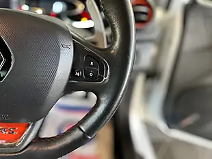 Used 2014 Renault Clio Renaultsport Glacier White - Interior and Exterior details 19