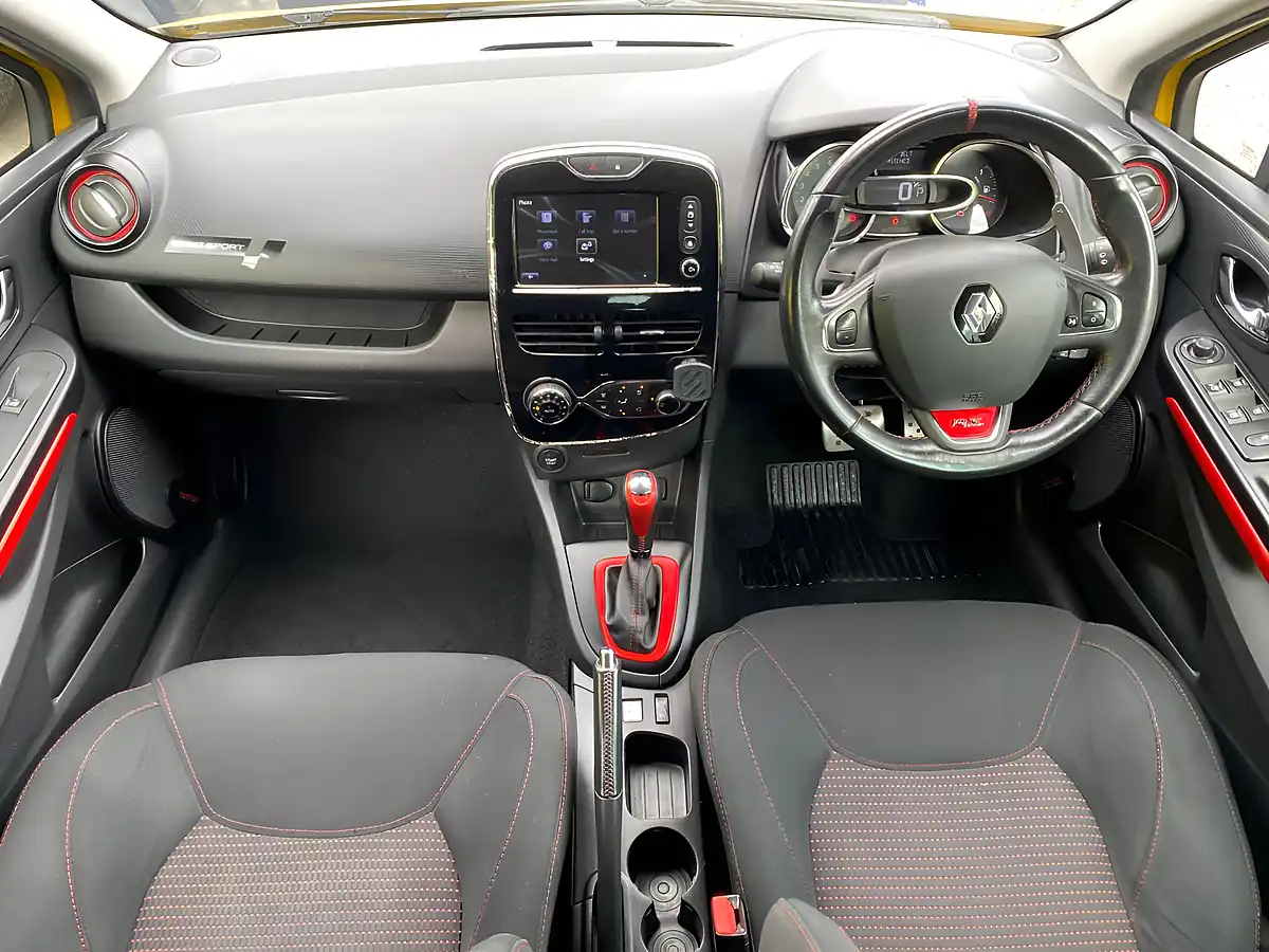 Used 2014 Renault Clio Renaultsport Lux Yellow - Interior and Exterior details 5