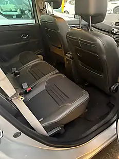 Used 2014 Renault Grand Scenic Dynamique Tomtom Silver - Interior and Exterior details 5