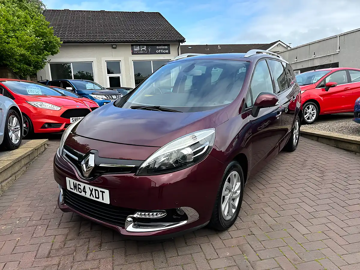 Used 2014 Renault Grand Scenic Energy Dynamique Tomtom Red - Interior and Exterior details 4