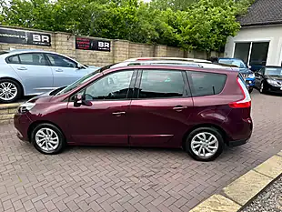 Used 2014 Renault Grand Scenic Energy Dynamique Tomtom Red - Interior and Exterior details 6