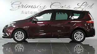 Used 2014 Renault Grand Scenic Energy Dynamique Tomtom Red - Interior and Exterior details 2