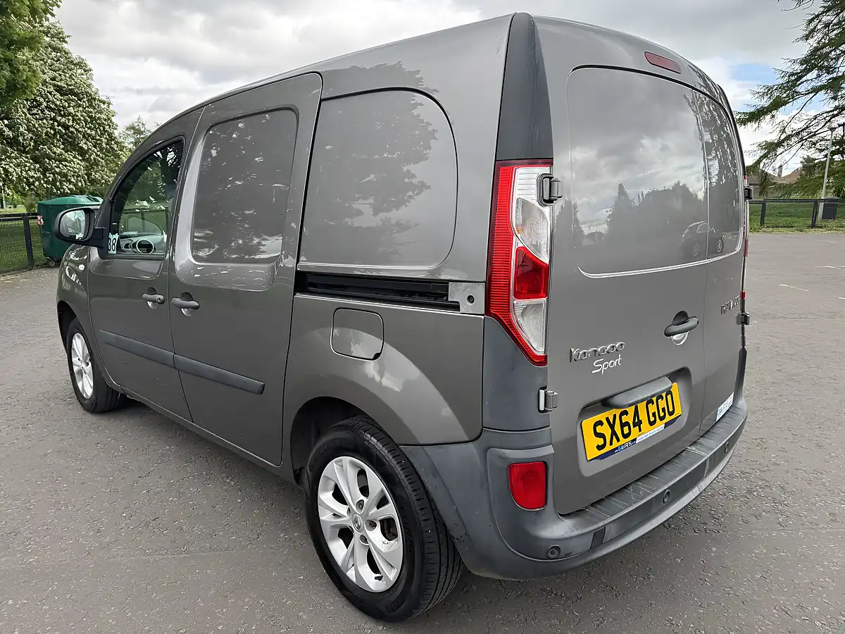 Used 2014 Renault Kangoo Sport Grey - Interior and Exterior details 5