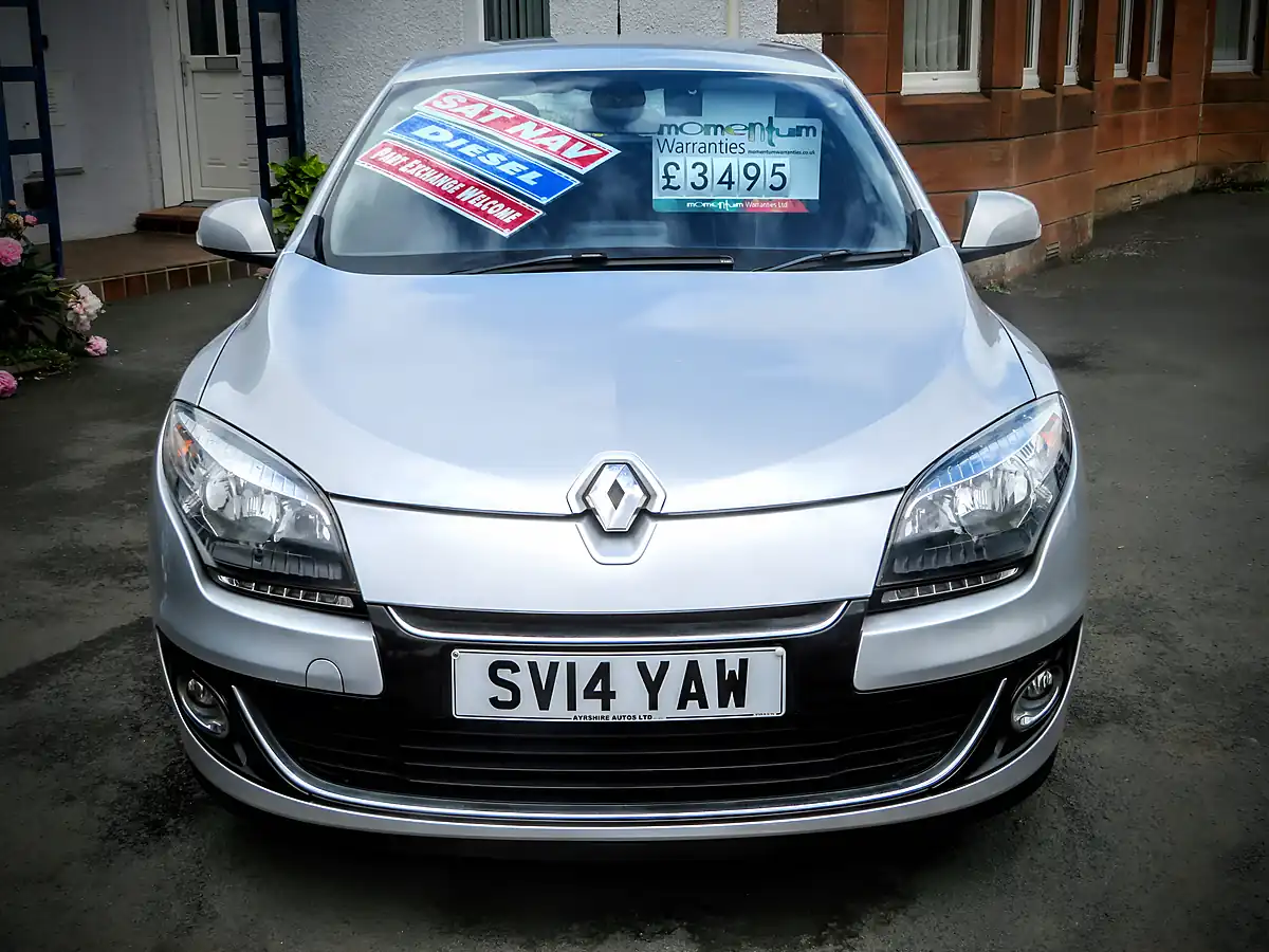 Used 2014 Renault Megane Dynamique Tom Tom Metallic Silver - Interior and Exterior details 10