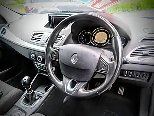Used 2014 Renault Megane Dynamique Tom Tom Metallic Silver - Interior and Exterior details 13