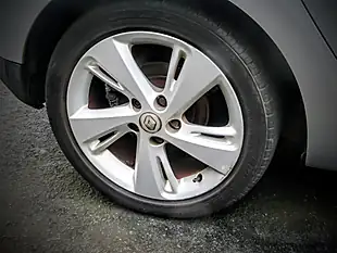 Used 2014 Renault Megane Dynamique Tom Tom Metallic Silver - Interior and Exterior details 15