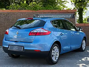 Used 2014 Renault Megane Dynamique Tomtom Blue - Interior and Exterior details 5