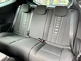 Used 2014 Renault Megane Dynamique Tomtom White - Interior and Exterior details 11