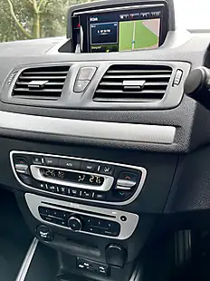 Used 2014 Renault Megane Dynamique Tomtom White - Interior and Exterior details 20