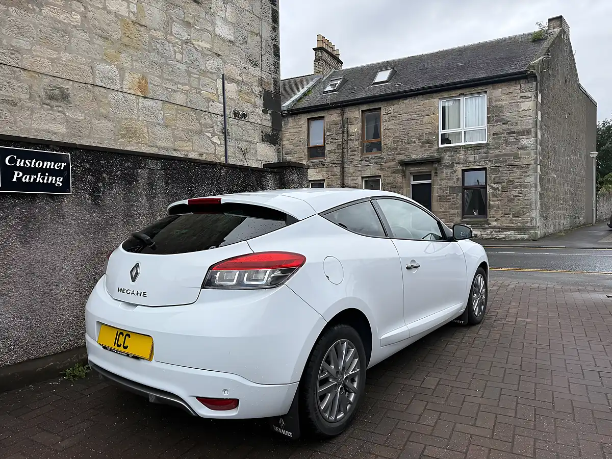 Used 2014 Renault Megane Knight Edition White - Interior and Exterior details 11