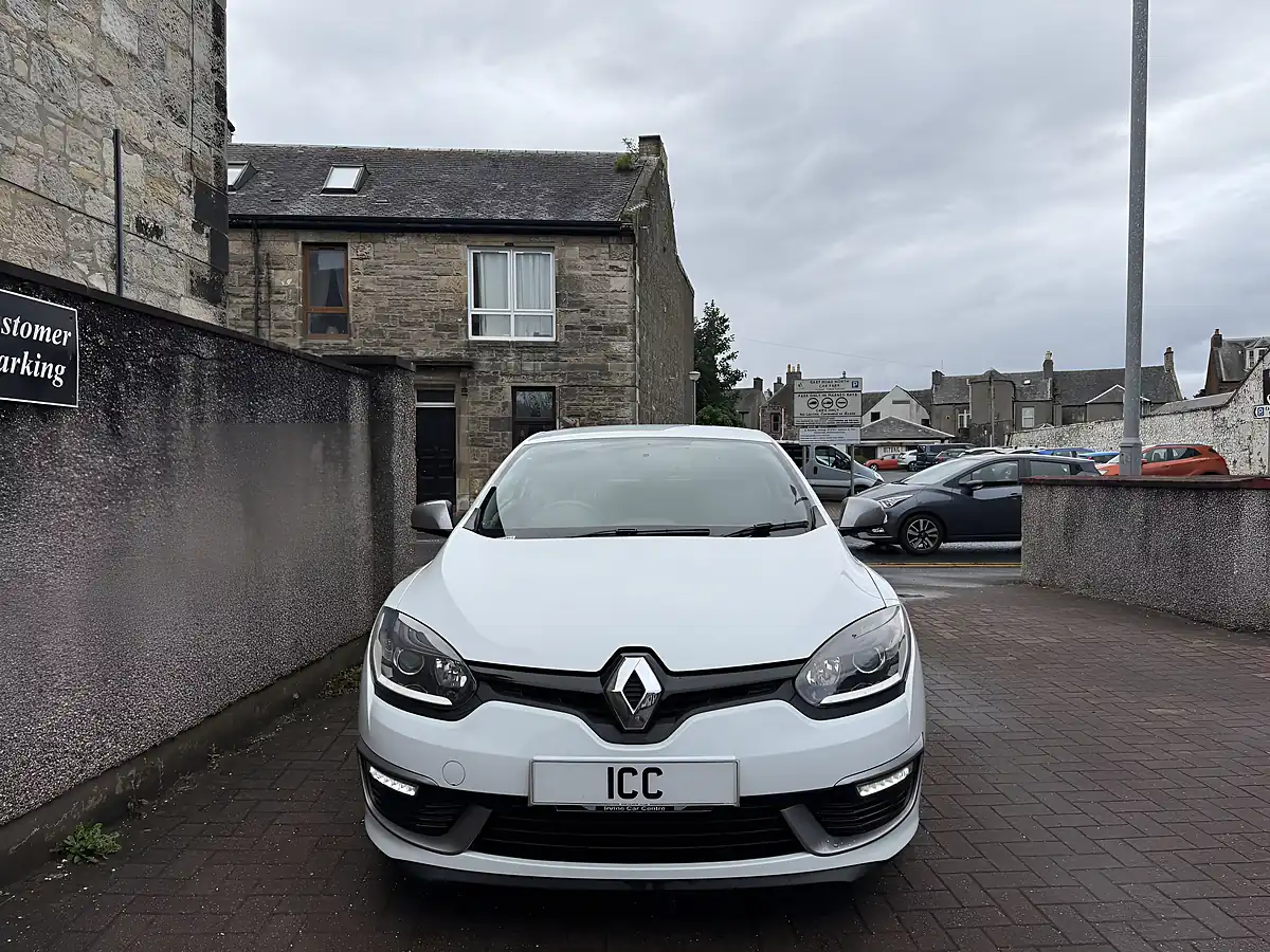 Used 2014 Renault Megane Knight Edition White - Interior and Exterior details 16