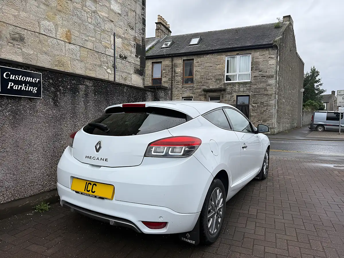 Used 2014 Renault Megane Knight Edition White - Interior and Exterior details 2