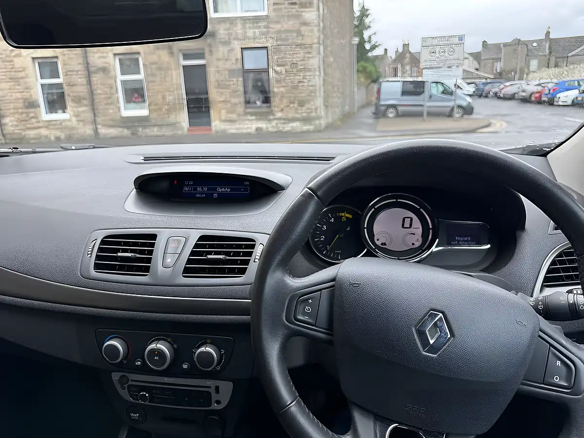 Used 2014 Renault Megane Knight Edition White - Interior and Exterior details 7