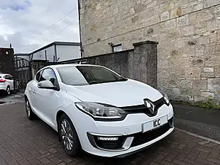 Used 2014 Renault Megane Knight Edition White - Interior and Exterior details 8