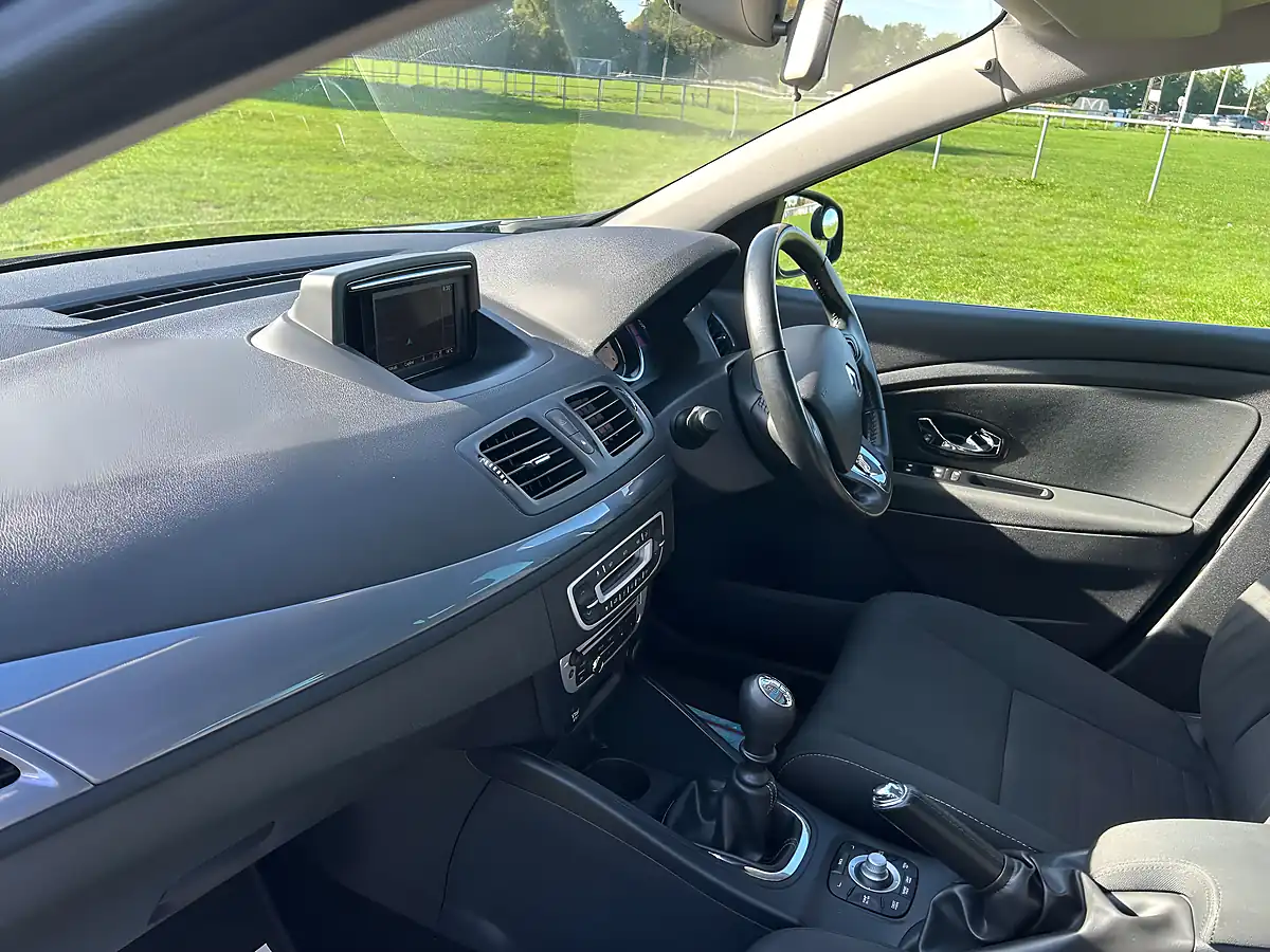 Used 2014 Renault Megane Limited Edition Diamond Black - Interior and Exterior details 19