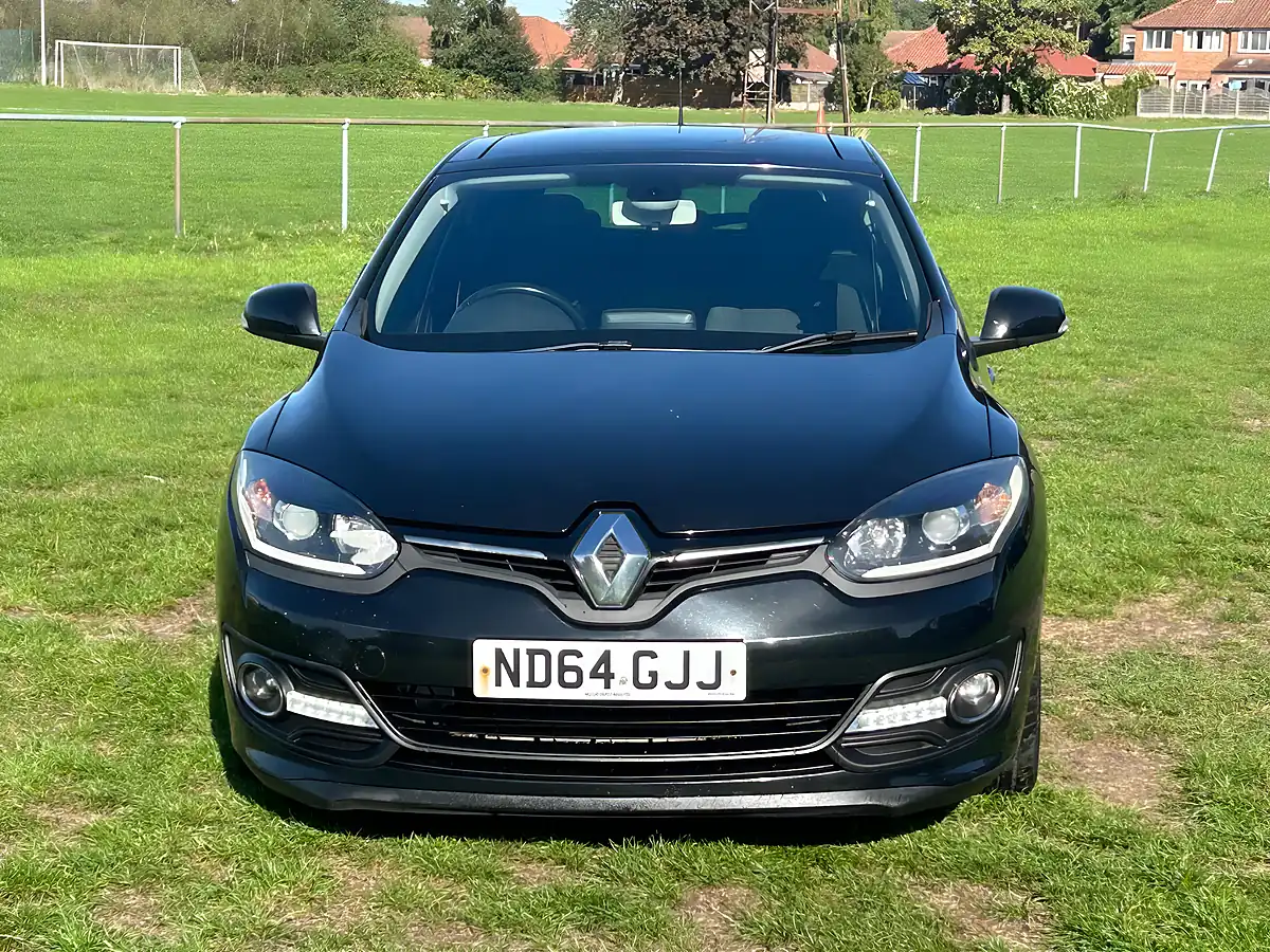 Used 2014 Renault Megane Limited Edition Diamond Black - Interior and Exterior details 2