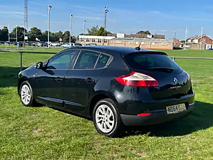 Used 2014 Renault Megane Limited Edition Diamond Black - Interior and Exterior details 5