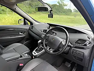 Used 2014 Renault Scenic Dynamique Tomtom Azzuro Blue - Interior and Exterior details 15