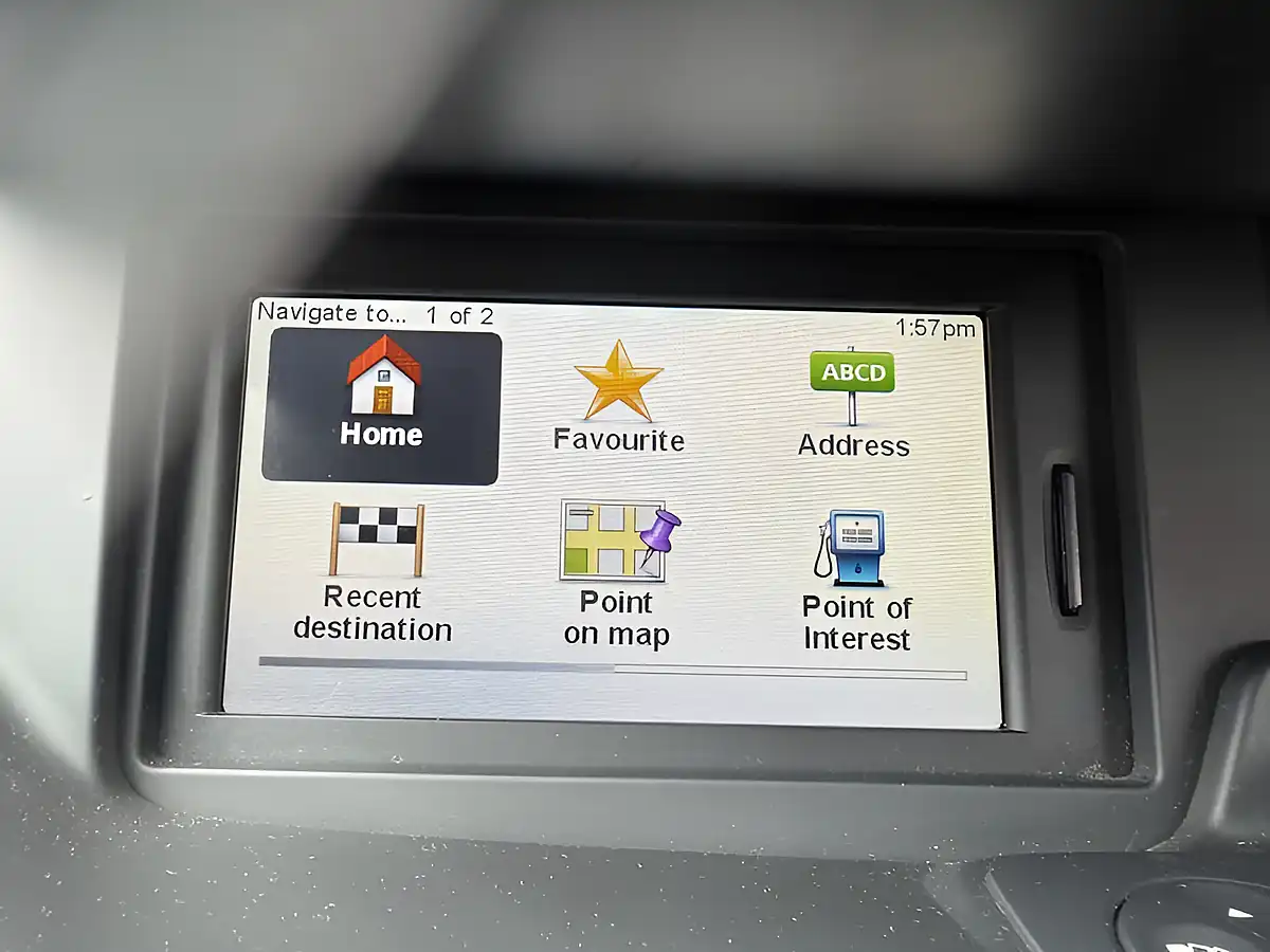 Used 2014 Renault Scenic Dynamique Tomtom Azzuro Blue - Interior and Exterior details 16